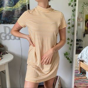 URBAN YELLOW MOCKNECK DRESS